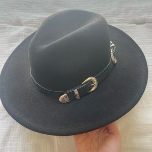 BLACK WESTERN HAT